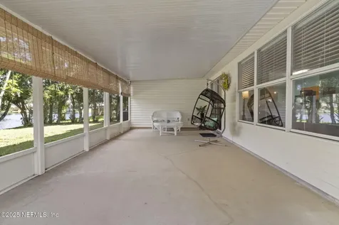 2062 Featherwood Drive W Jacksonville FL 32233