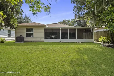 2062 Featherwood Drive W Jacksonville FL 32233