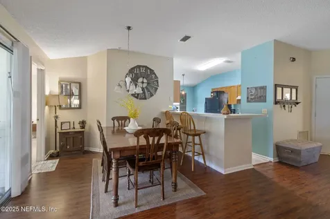 2062 Featherwood Drive W Jacksonville FL 32233