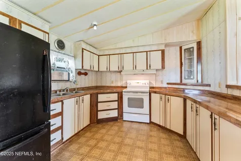 116 Iowa Street Crescent City FL 32112
