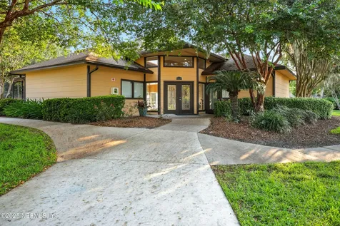 2526 Viburnum Court Jacksonville FL 32246