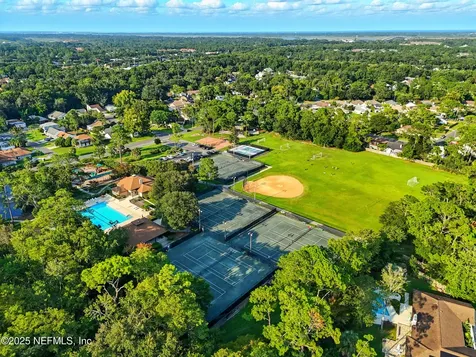 2526 Viburnum Court Jacksonville FL 32246