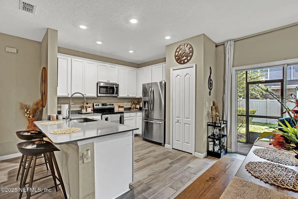 1311 Salt Ridge Avenue Jacksonville FL 32218