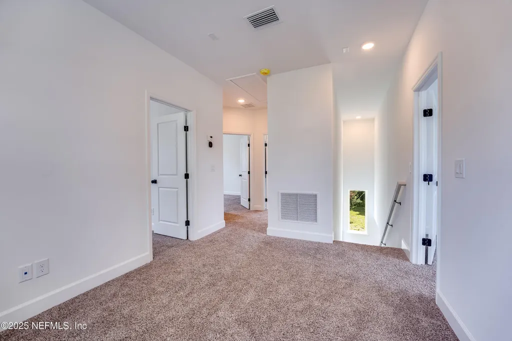 411 E 1st Street Jacksonville FL 32206