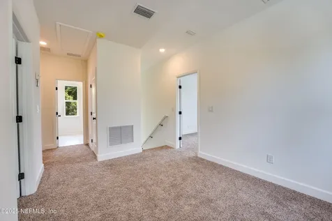 411 E 1st Street Jacksonville FL 32206