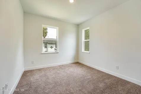 411 E 1st Street Jacksonville FL 32206