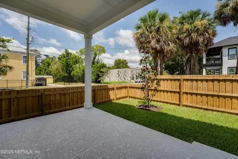 411 E 1st Street Jacksonville FL 32206