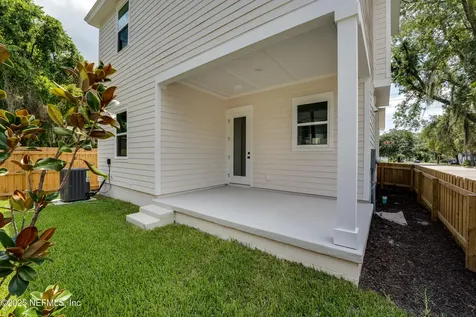 411 E 1st Street Jacksonville FL 32206