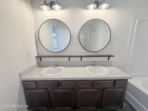 2144 Pebble Point Drive Green Cove Springs FL 32043