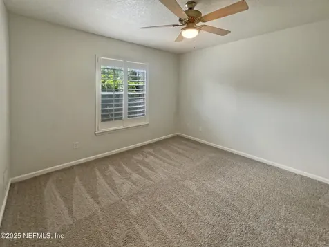 680 Lady Lake Road W Jacksonville FL 32218