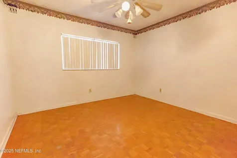 7082 Knotts Drive Jacksonville FL 32210