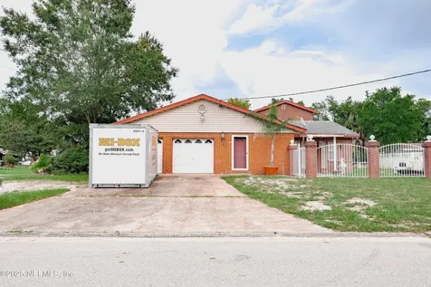 7082 Knotts Drive Jacksonville FL 32210