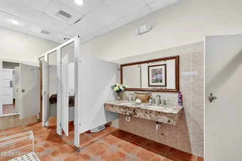 1915 A1a S St. Augustine FL 32080