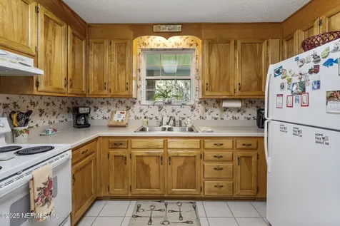 5893 George Hodges Road Macclenny FL 32063