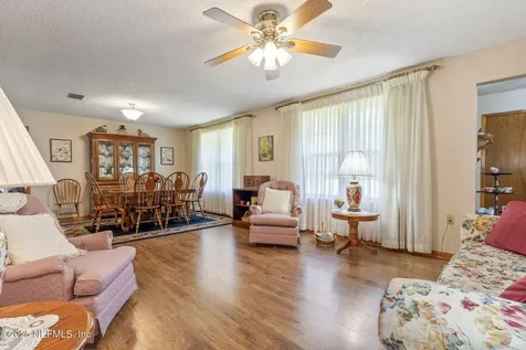5893 George Hodges Road Macclenny FL 32063