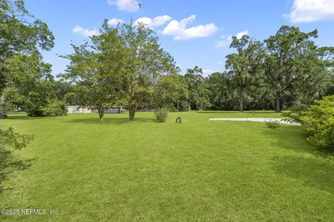 5893 George Hodges Road Macclenny FL 32063