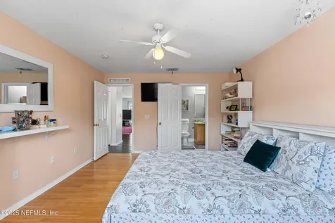 5550 Shady Pine Street S Jacksonville FL 32244