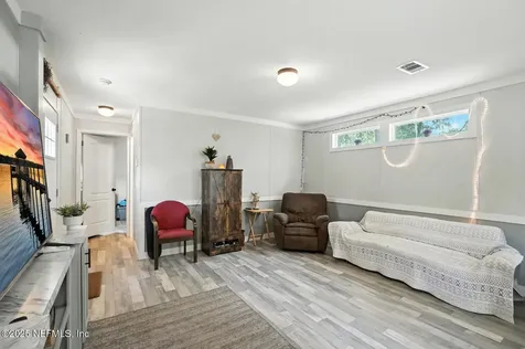1141 Donovan Avenue Interlachen FL 32148