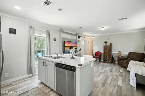 1141 Donovan Avenue Interlachen FL 32148