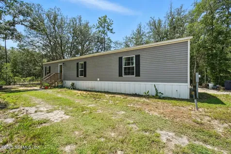 1141 Donovan Avenue Interlachen FL 32148
