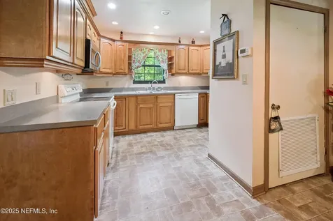 1492 NW County Road 125 Lawtey FL 32058