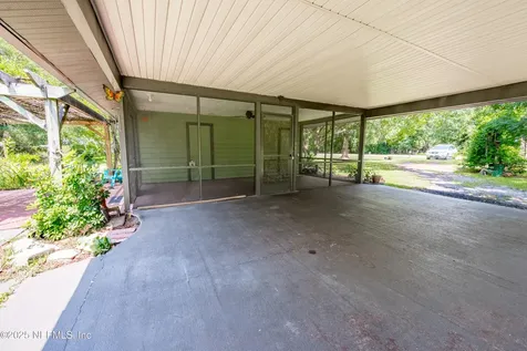 1492 NW County Road 125 Lawtey FL 32058