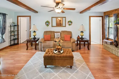 1492 NW County Road 125 Lawtey FL 32058
