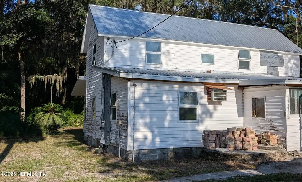 120 Dunkle Snyder Road Crescent City FL 32112