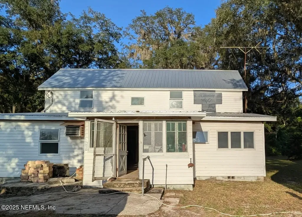 120 Dunkle Snyder Road Crescent City FL 32112