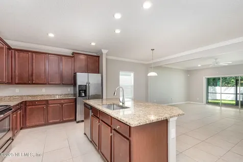 16174 Blossom Lake Drive Jacksonville FL 32218