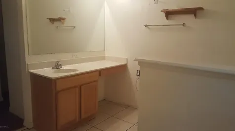 1614 Guardian Drive Jacksonville FL 32221