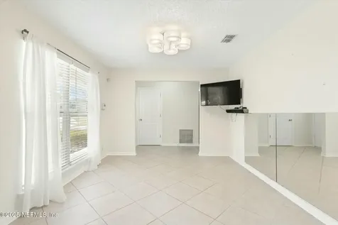 6080 Gulf Road W Jacksonville FL 32244