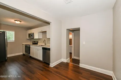 6848 Tinkerbell Lane Jacksonville FL 32210
