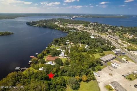 227 S Highway 17 East Palatka FL 32131