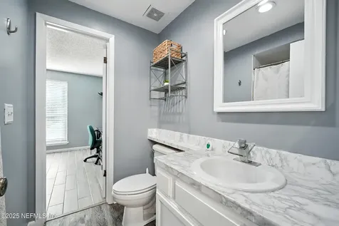 10646 Berghley Court N Jacksonville FL 32257