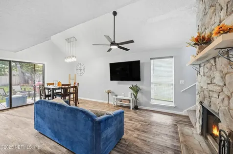 10646 Berghley Court N Jacksonville FL 32257