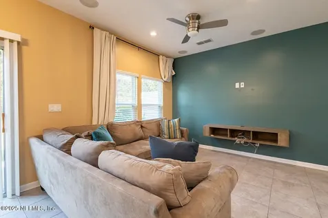 9439 High Meadow Lane Jacksonville FL 32225