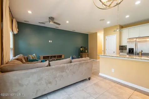 9439 High Meadow Lane Jacksonville FL 32225
