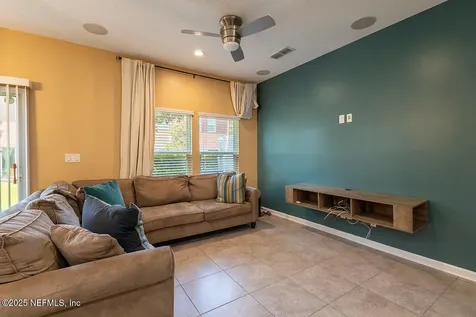 9439 High Meadow Lane Jacksonville FL 32225