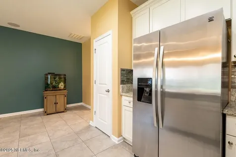 9439 High Meadow Lane Jacksonville FL 32225