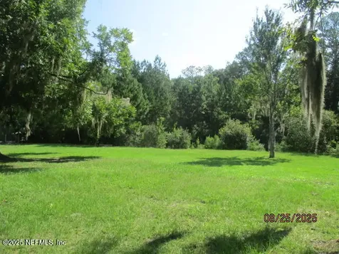 24839 NW 22nd Avenue Lawtey FL 32058