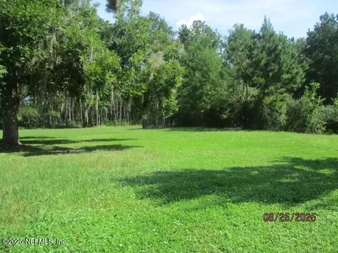 24839 NW 22nd Avenue Lawtey FL 32058