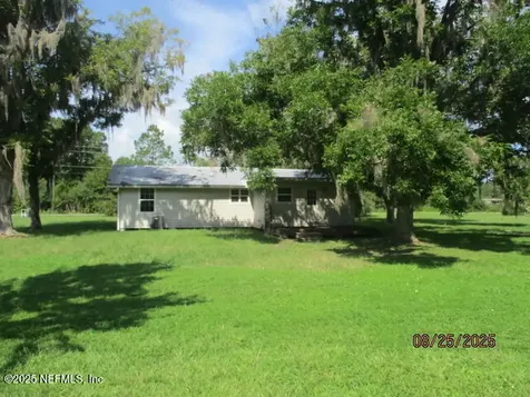 24839 NW 22nd Avenue Lawtey FL 32058