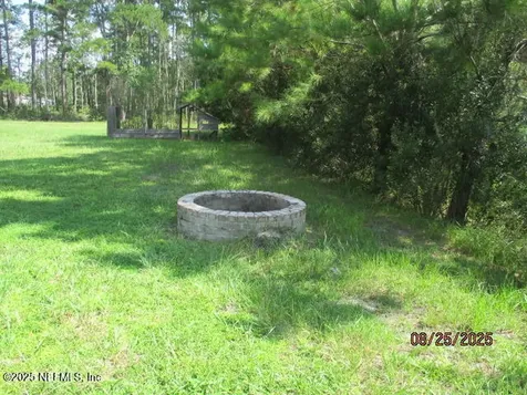 24839 NW 22nd Avenue Lawtey FL 32058