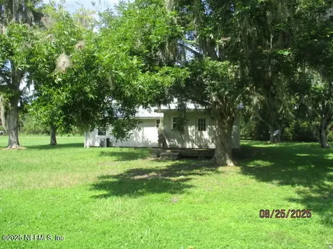 24839 NW 22nd Avenue Lawtey FL 32058