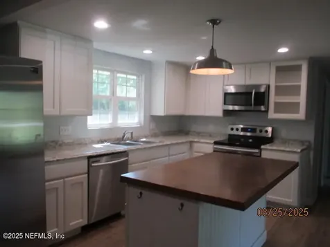 24839 NW 22nd Avenue Lawtey FL 32058
