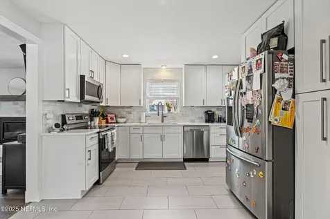1111 Colombo Street Jacksonville FL 32207