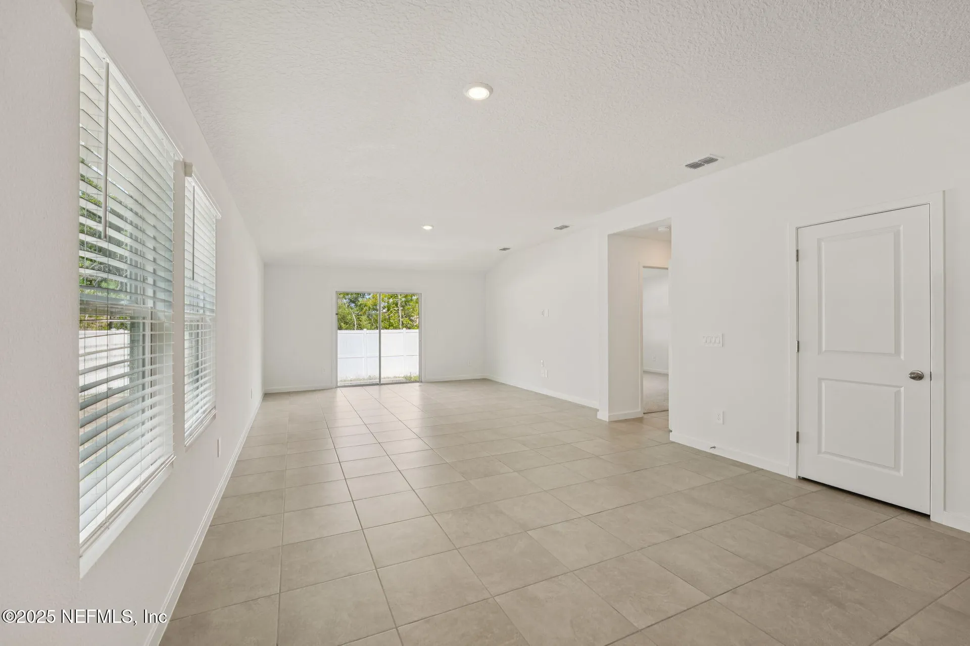 13 Dilly Court Palm Coast FL 32164
