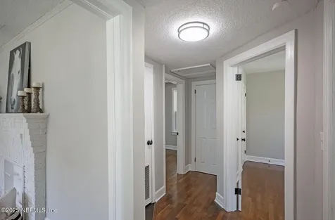 6738 N Pearl Street Jacksonville FL 32208