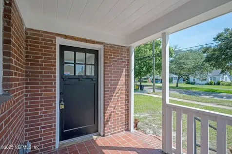 6738 N Pearl Street Jacksonville FL 32208